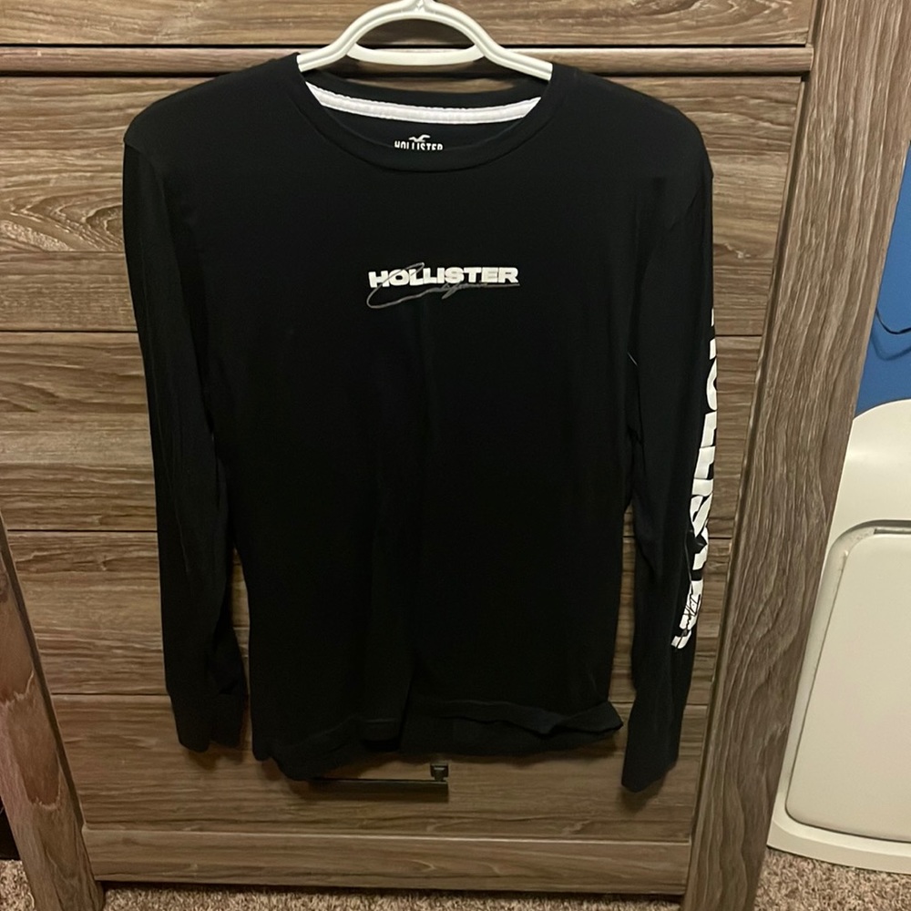 Black Hollister long sleeve size large